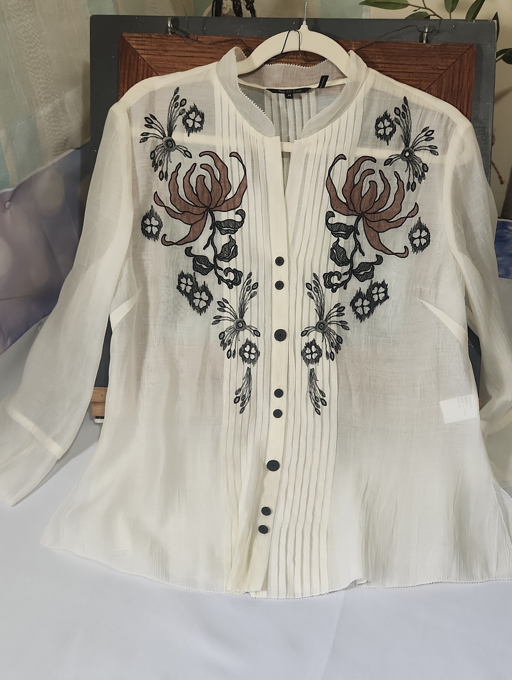 NIC+ZOE Cream Button-Front Blouse with Brown & Black Floral Embroidery